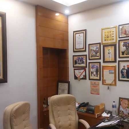 Hotel Rajshree Tanakpur Kültér fotó