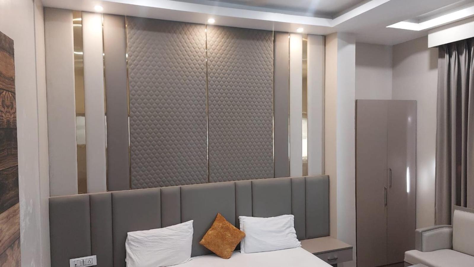 Hotel Rajshree Tanakpur Kültér fotó