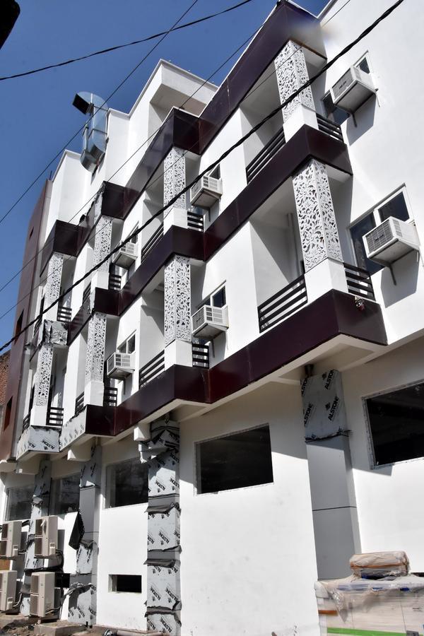 Hotel Rajshree Tanakpur Kültér fotó