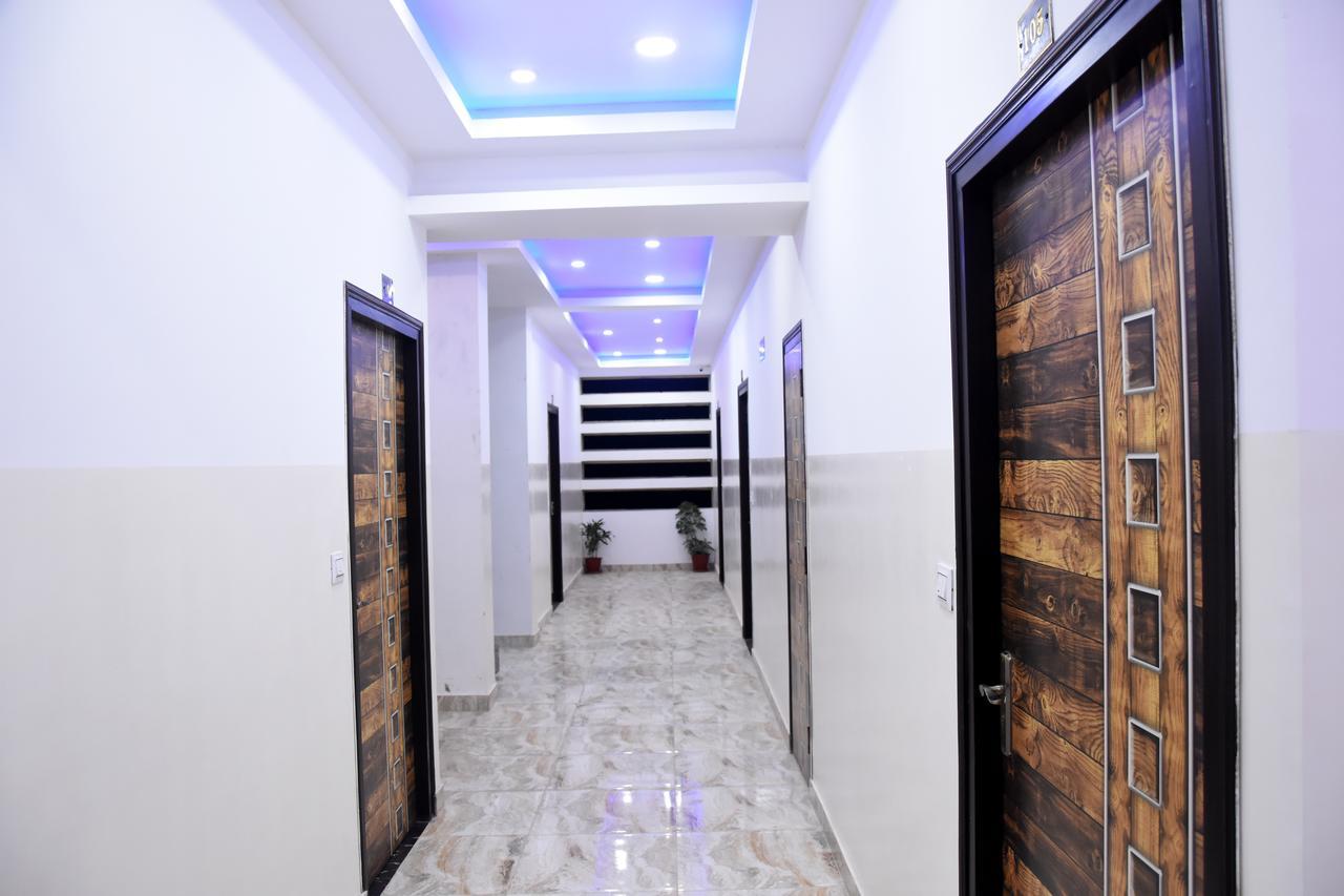 Hotel Rajshree Tanakpur Kültér fotó