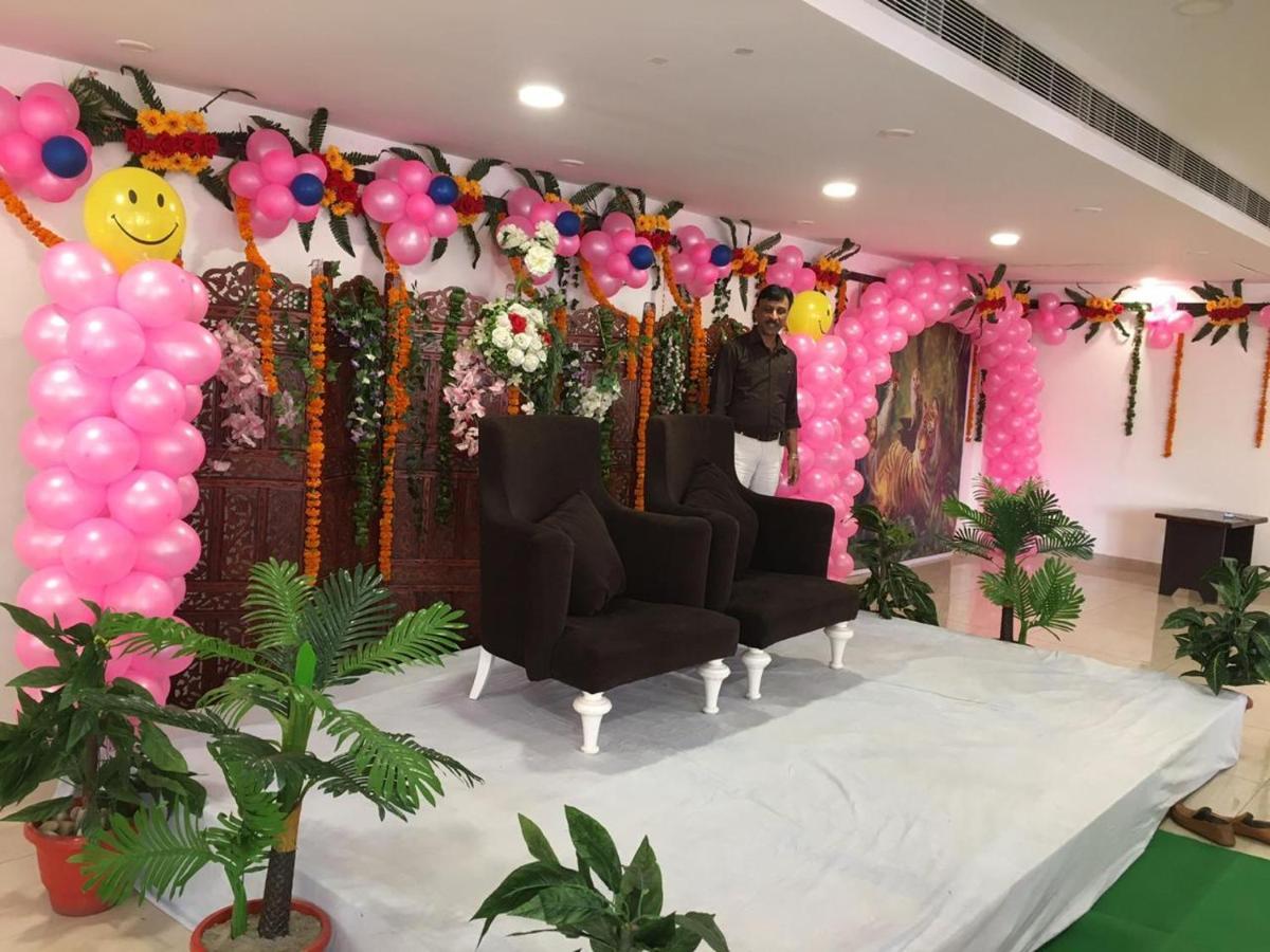 Hotel Rajshree Tanakpur Kültér fotó